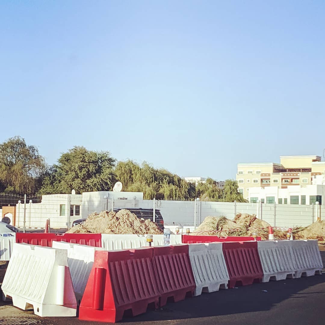 Plastic Road Barriers vs Concrete Barriers: Which Is Better?